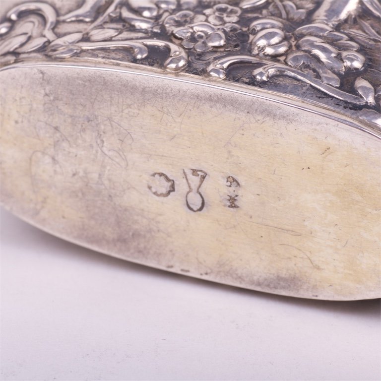 Glass bottle with silver inserts. — image 5