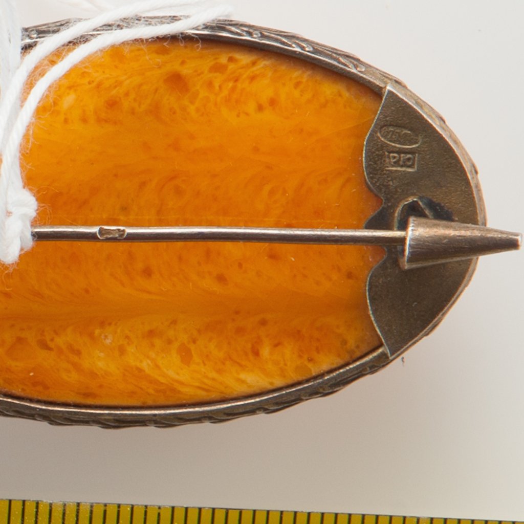 Natural Baltic Amber sterling silver brooch. — image 4
