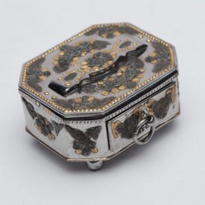 Russian casket with a drawer — image 2
