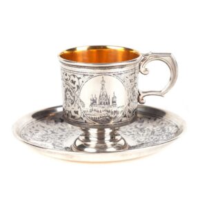 Cup on plate with views of Moscow. Moscow, 1908-1917. — image 1