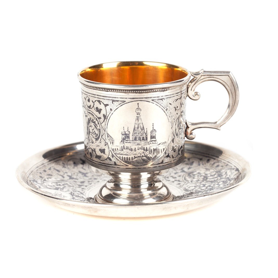 Cup on plate with views of Moscow. Moscow, 1908-1917. — image 1