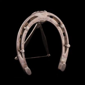 Rare silver-gilt prize in the shape of horseshoe — image 1