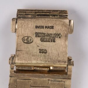 Patek Philippe solid gold men's wristwatch — image 4