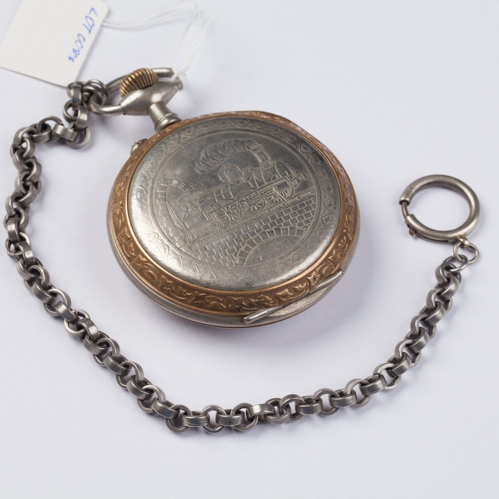 Pocket watch with train. — image 2