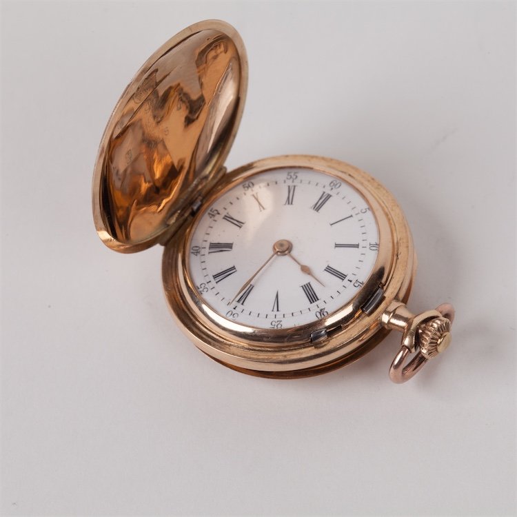 Gold pocket watch "Remontoir cylindre". — image 1