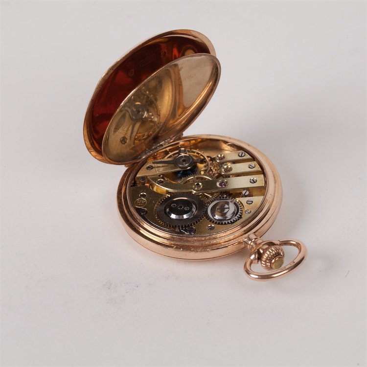 Gold pocket watch in box. — image 8