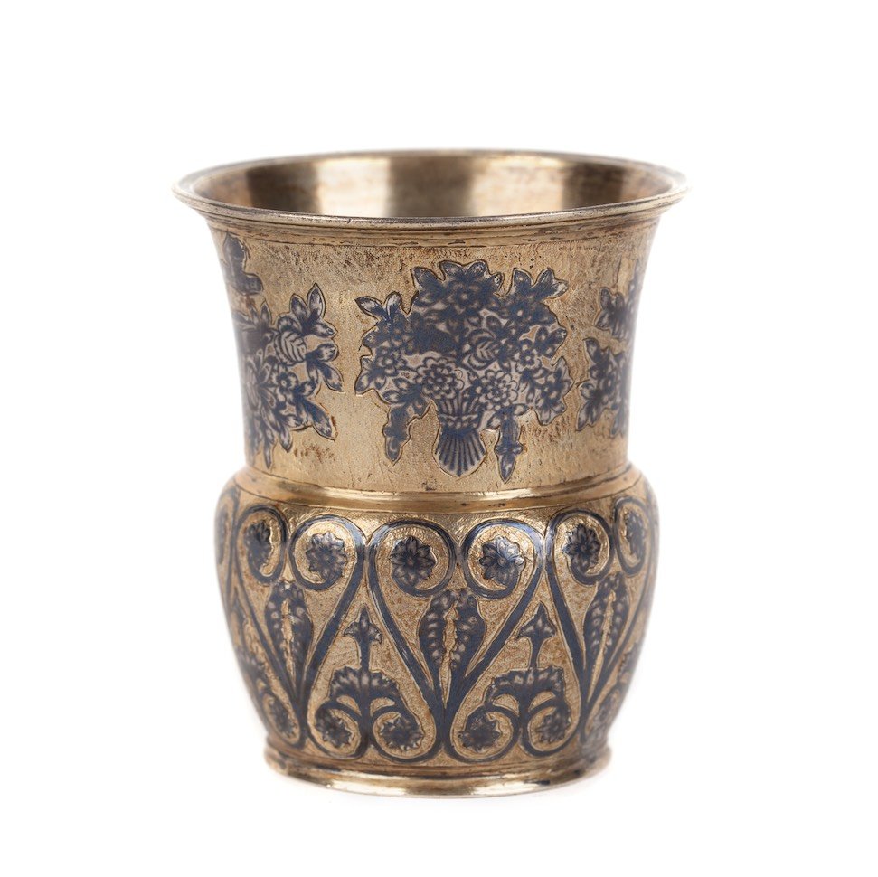Beaker with floral decor. Moscow, 1834. — image 1