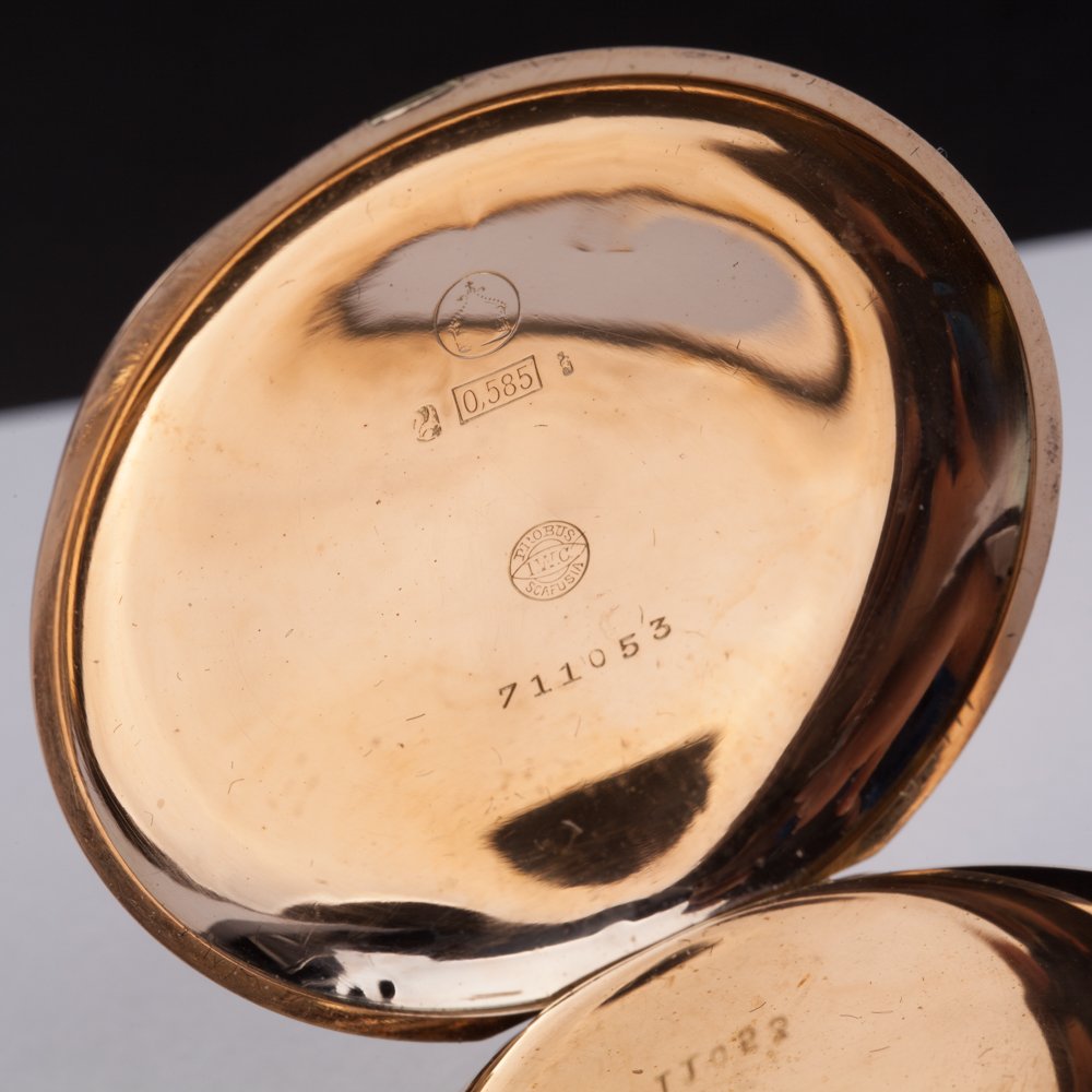 Gold pocket watch. — image 5