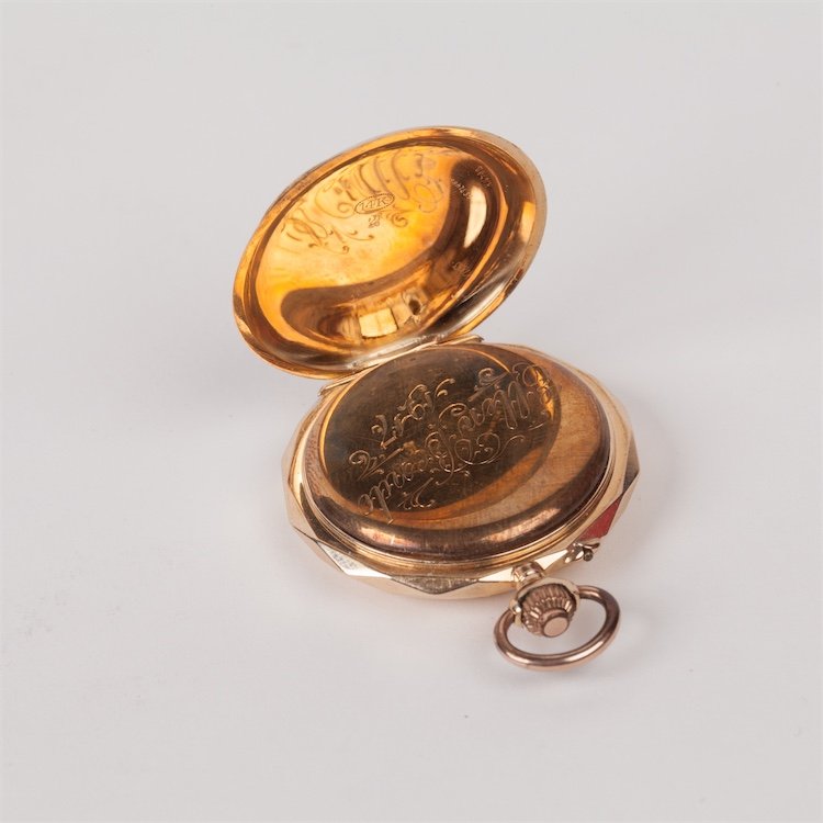 Gold pocket watch in box. — image 5