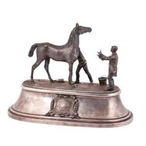 Impressive cast silver prize composition — image 3