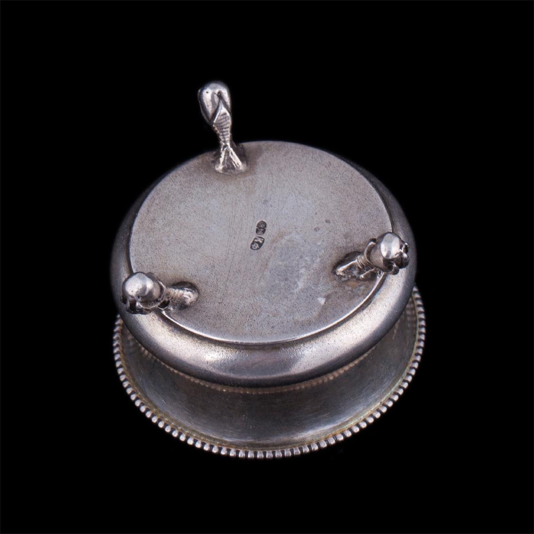 Russian salt cellar on feet. Faberge workshop. — image 3