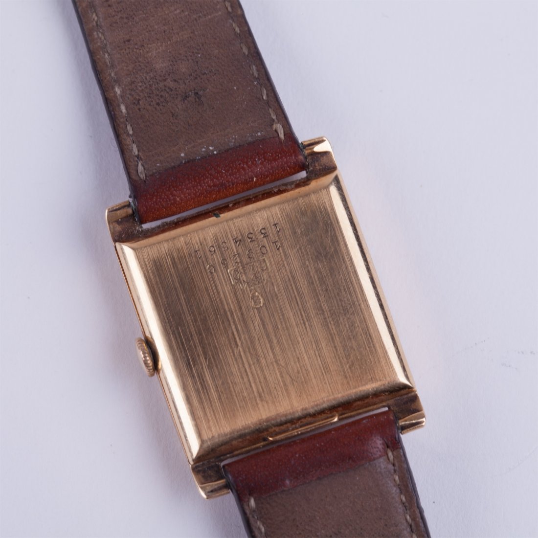 "Universal Geneve" 18k gold wristwatch — image 4