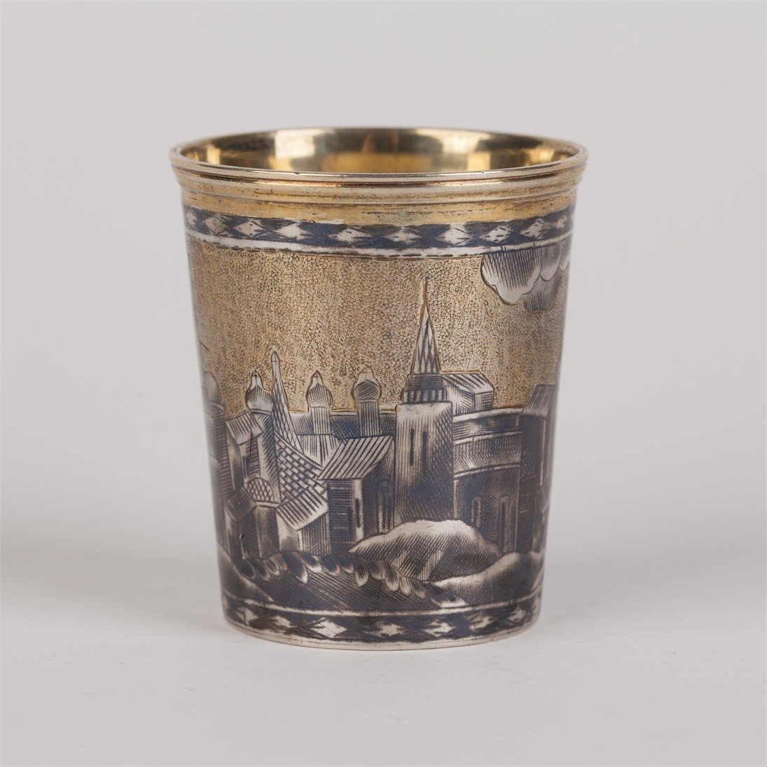 Beaker with panoramic view of Moscow Kremlin. — image 3
