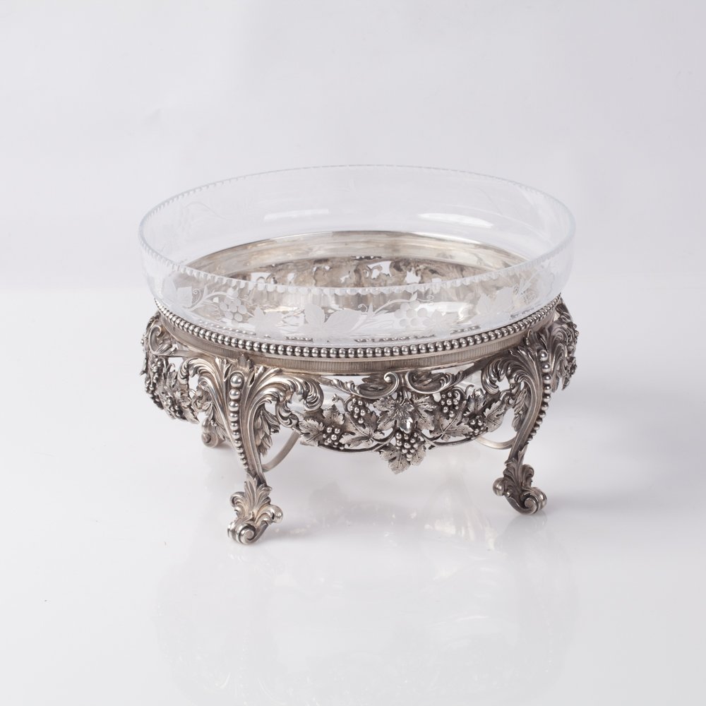 Fruit bowl. Silver. — image 1