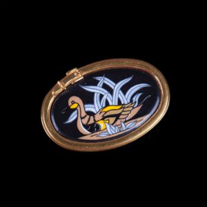 Hermes duck motif enamel gold plated brooch, 1990s — image 1