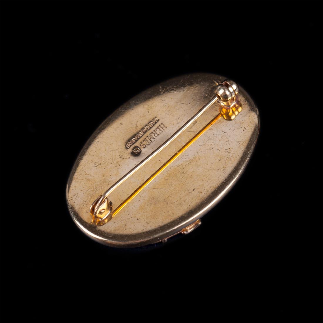 Hermes duck motif enamel gold plated brooch, 1990s — image 2