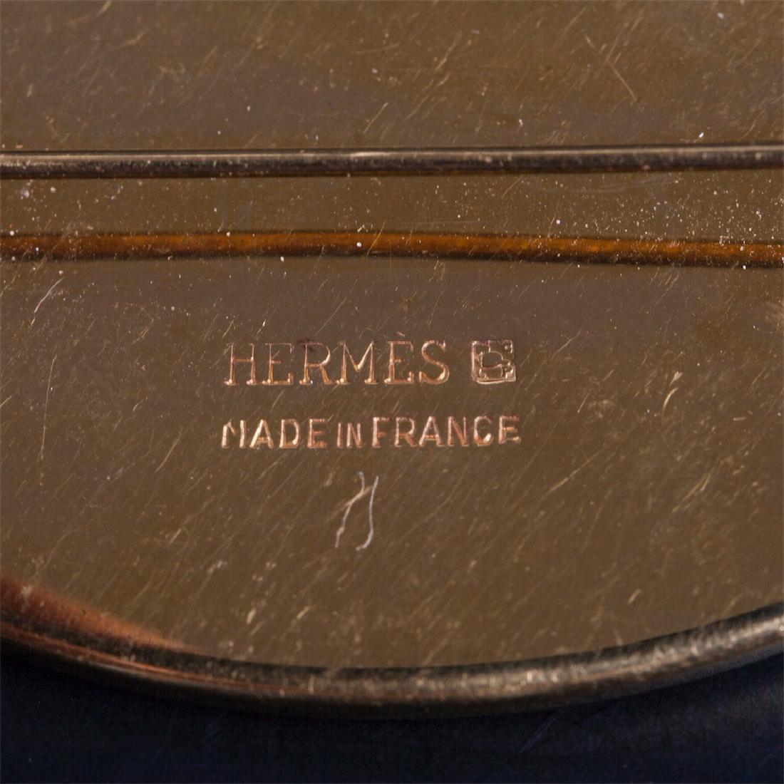 Hermes duck motif enamel gold plated brooch, 1990s — image 3