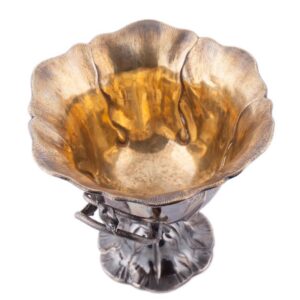 Russian silver-gilt vase with engravings — image 3
