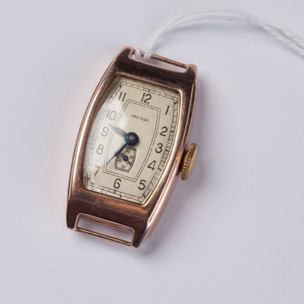 Soviet gold watch. — image 1