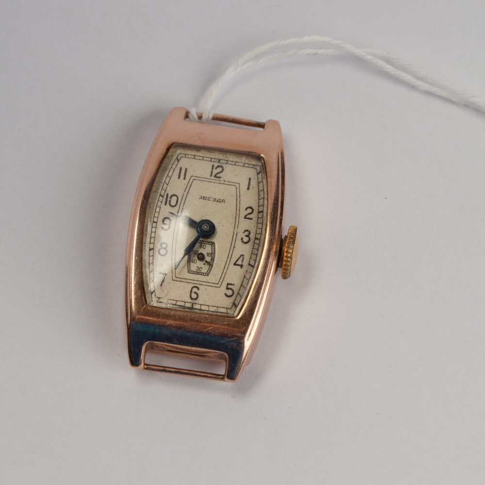 Soviet gold watch. — image 2
