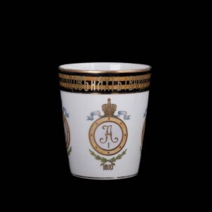 Russian porcelain and painting goblet. Kuznetsov — image 1