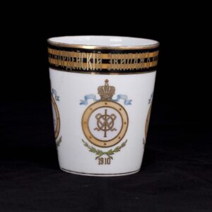 Russian porcelain and painting goblet. Kuznetsov — image 4
