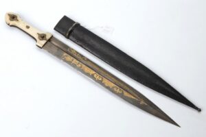 A fine caucasian Kindjal Qama 19th C. — image 1