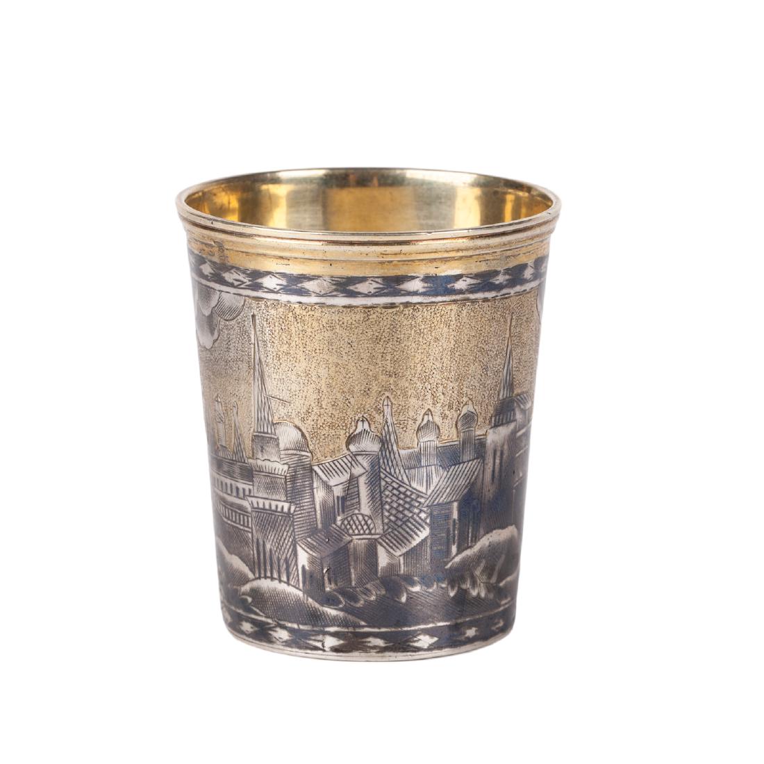 Beaker with a panoramic view of Moscow Kremlin — image 1
