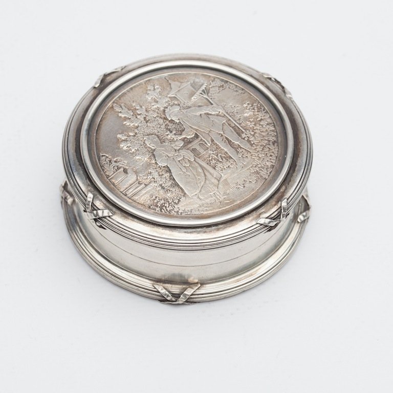 Russian box with a courteous scene. “Shanks and Bolin” — image 2