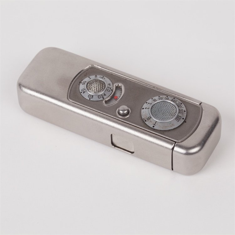 The camera "VEF MINOX". — image 1