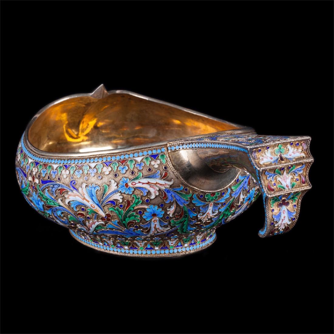 Grand silver-gilt and enamel presentation kovsh — image 2