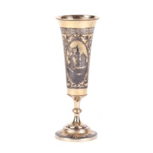 Pokal with depiction of officer and view of Moscow. — image 2