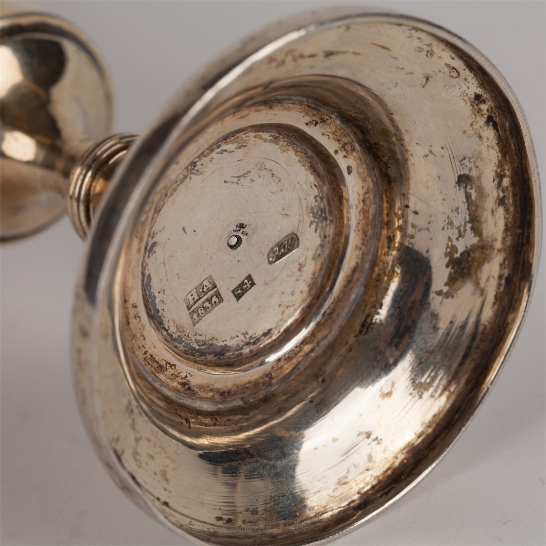 Pokal with depiction of officer and view of Moscow. — image 4