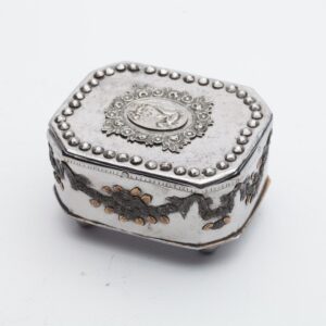 Russian box with a drawer — image 4
