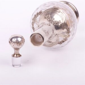 Decanter. France. — image 4