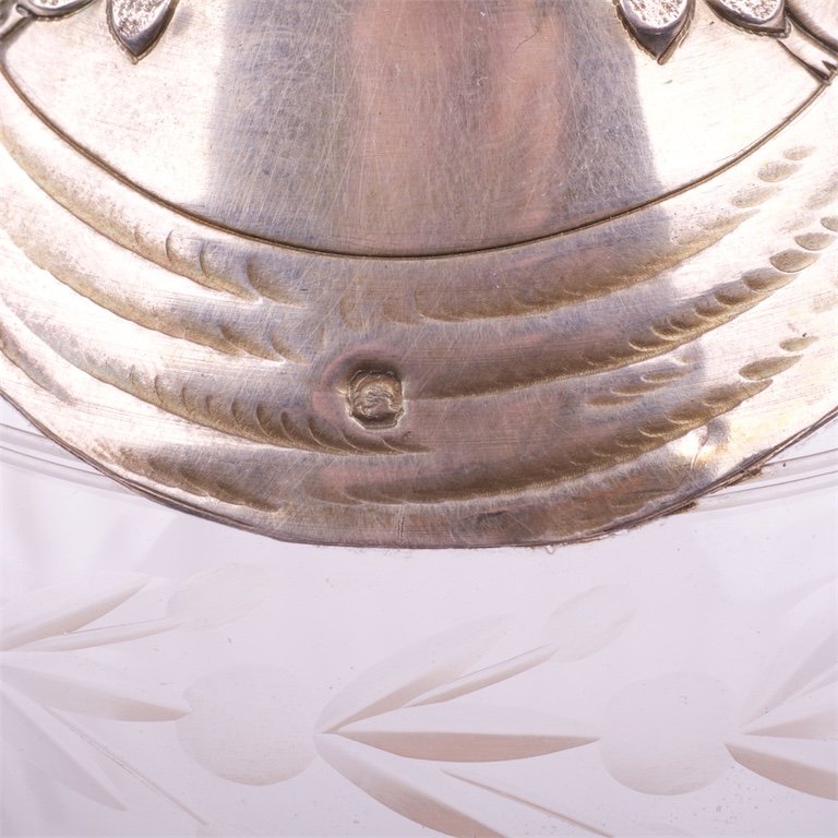 Decanter. France. — image 6