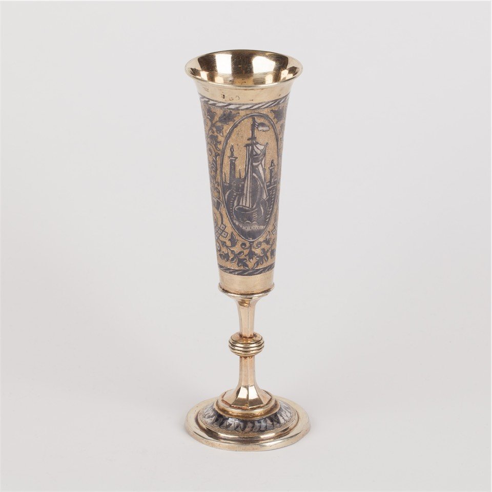 Pokal with depiction of Peter the Great. Moscow, 1838. — image 2