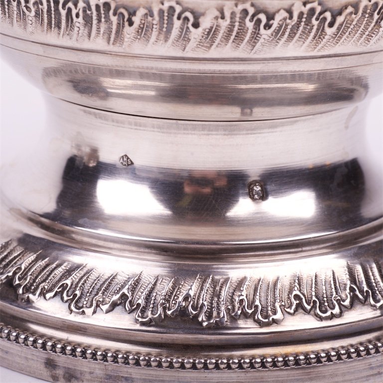 Decanter. France. — image 5