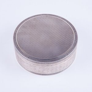 French silver box. 950 proof silver. — image 1