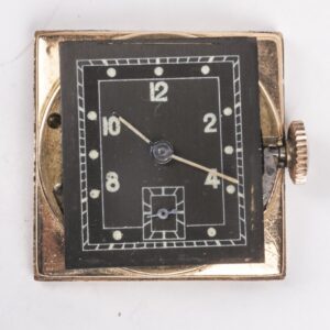 18K gold men's wristwatch on a leather strap — image 7
