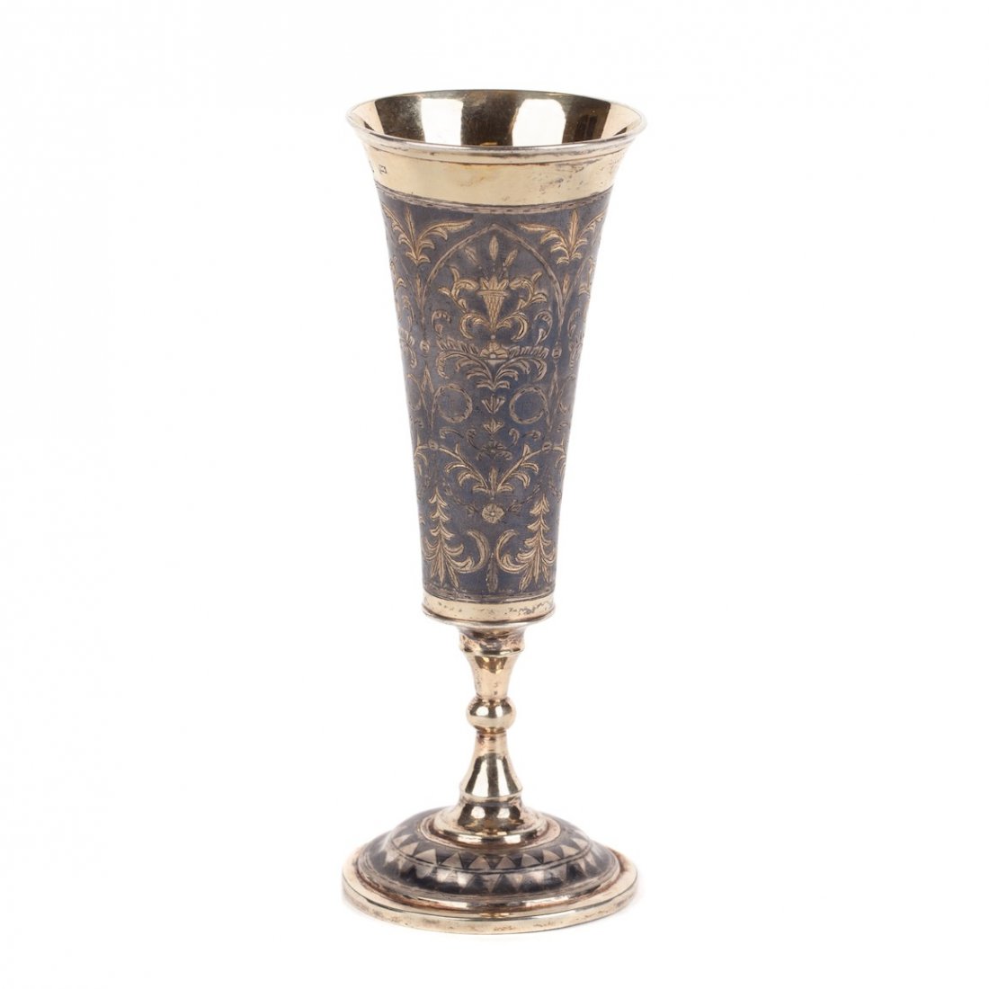Pokal with floral decor. Moscow, 1834. — image 1