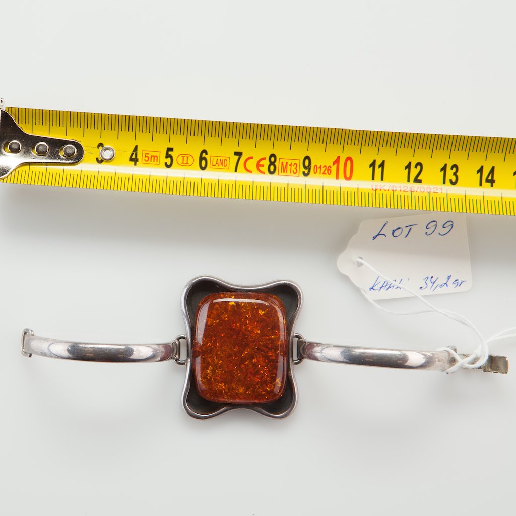 Vintage Natural Baltic Amber bracelet. — image 1