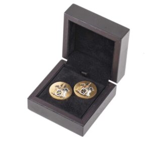 Russian gold and enamel cufflinks of nobel Redrikov — image 1