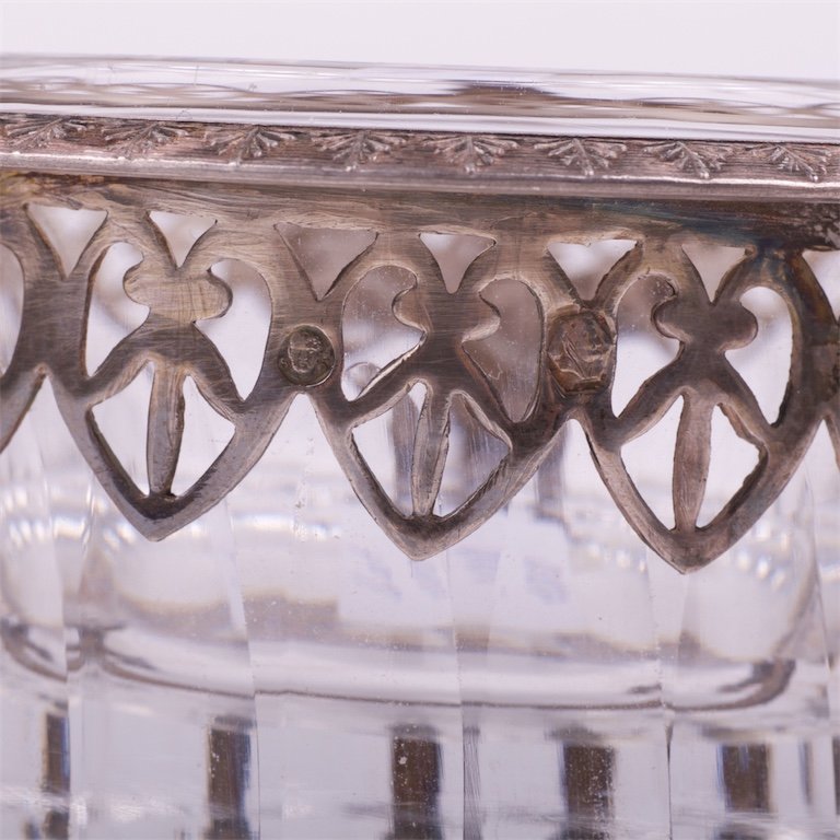 Set of 4 pieces. Tray, 2 saltcellars and mustard. — image 3