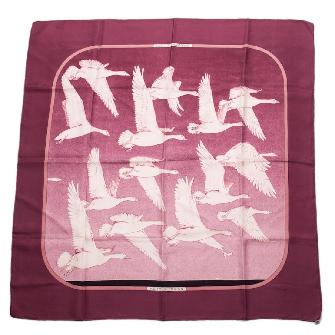 Hermes "Oiseaux migrateurs" silk scarf.1977 — image 1