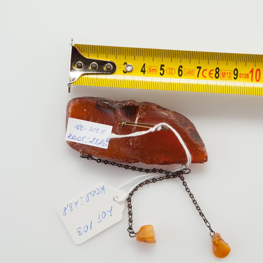 Natural Old Baltic Amber brooch. — image 2
