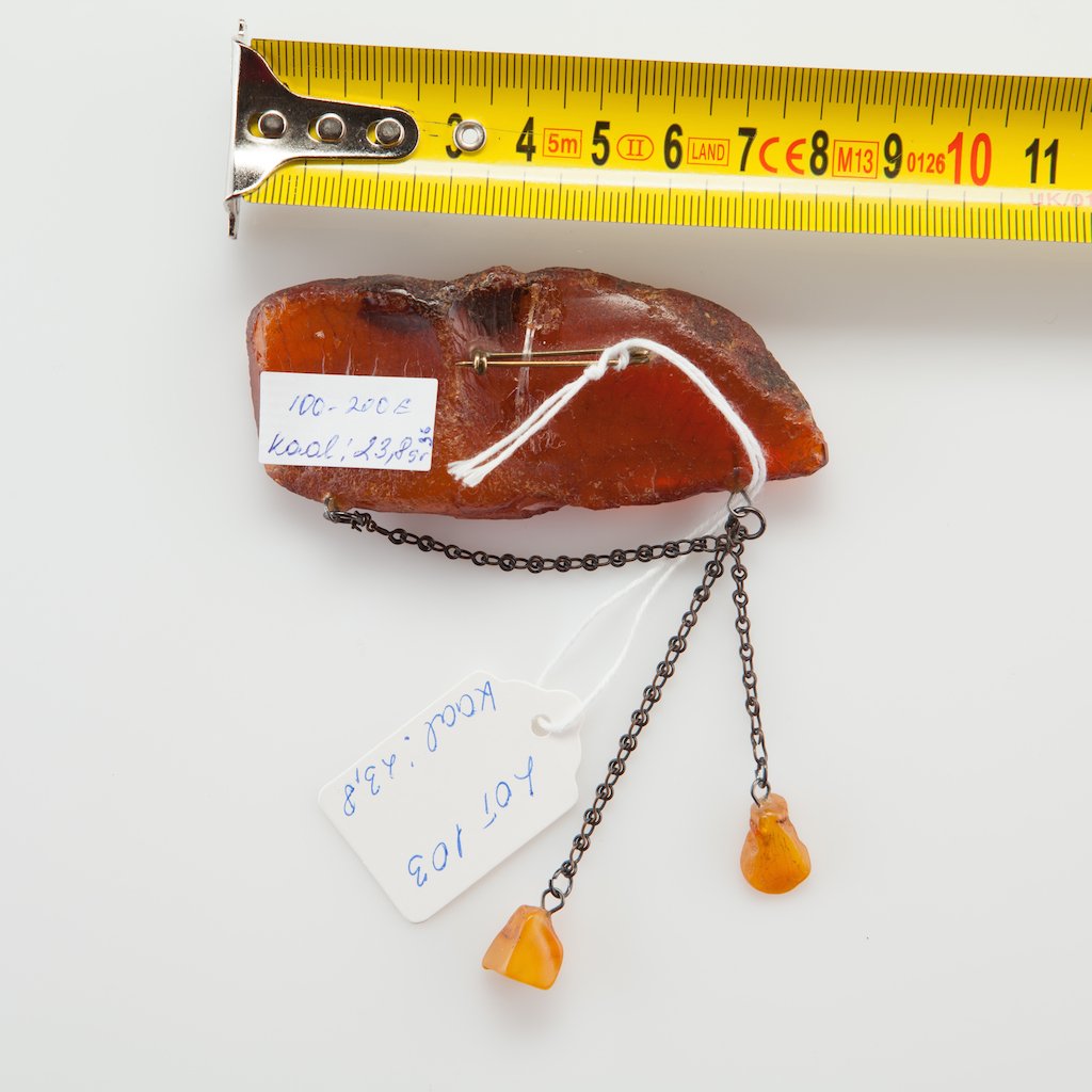 Natural Old Baltic Amber brooch. — image 3