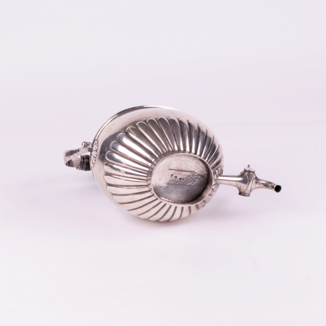 Russian silver tea kettle. Makers mark of Gustav — image 4