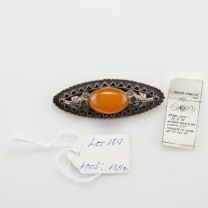 Natural Old Baltic Amber brooch. — image 1