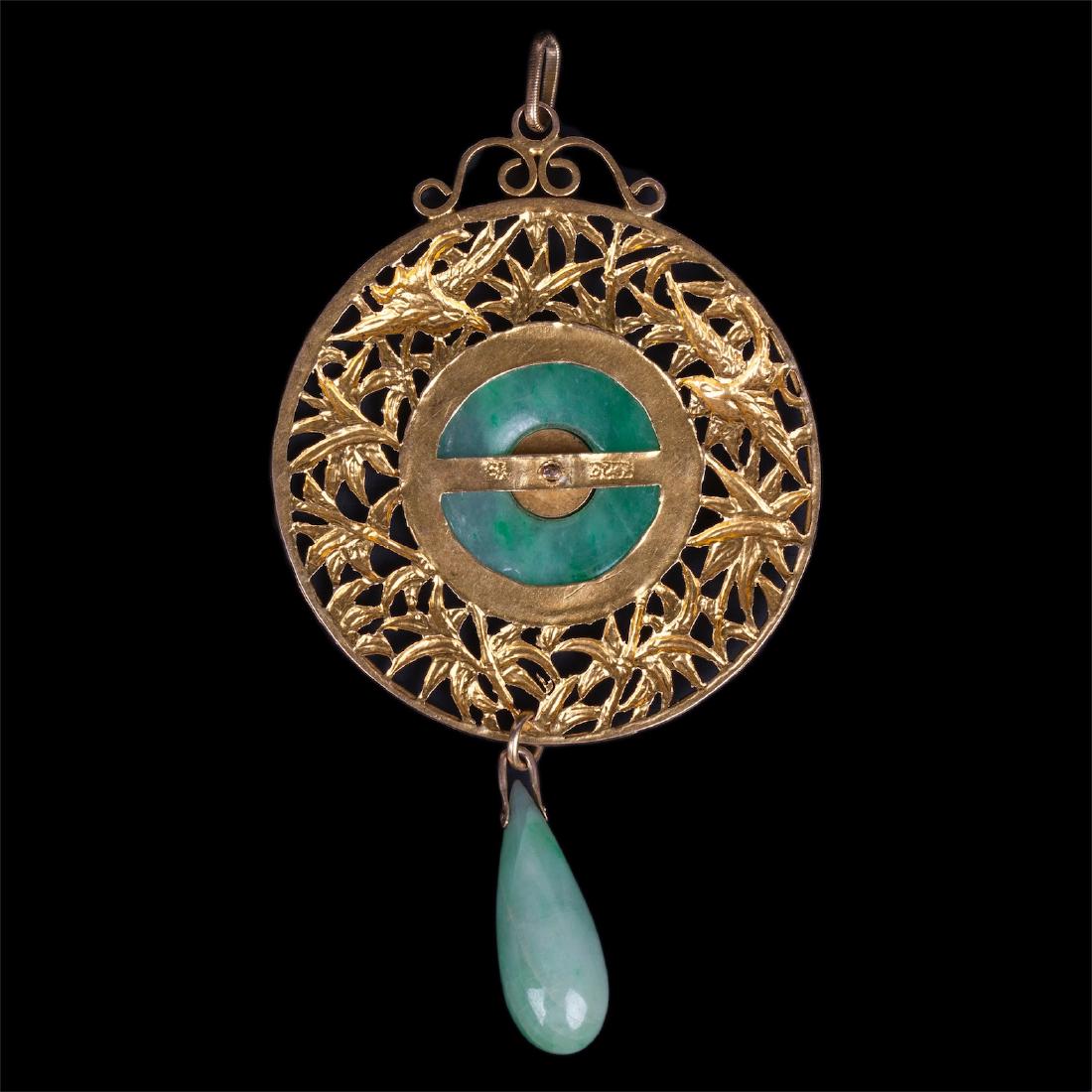 Jade pendant with gold. Weight: 20.9 g — image 3